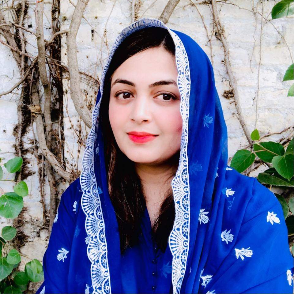 Komal Younis